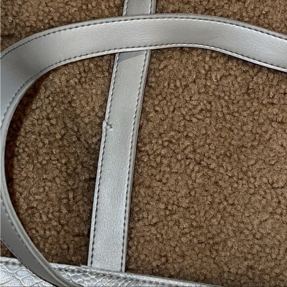 Bath and Body Works Full Zip Tote Bag Large - Picture 5 of 9